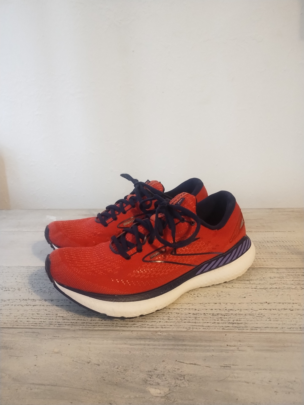 Brooks Glycerin 19 Womens Running Walking Shoes Pink Athletic Sneakers Size 10